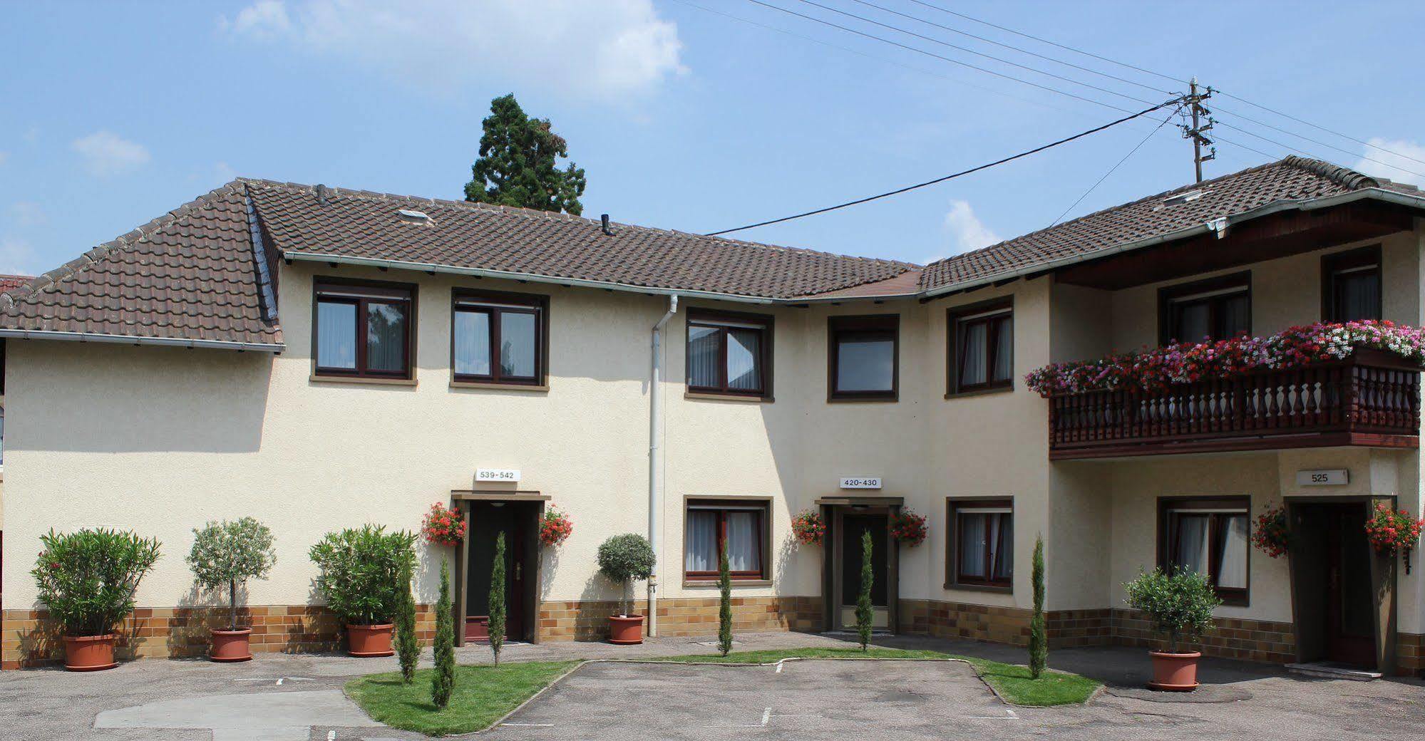 Hotel Tenner Neustadt an der Weinstrasse Exterior photo